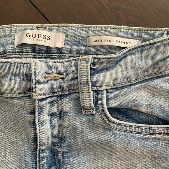 Guess Mid Rise Skinny Jeans - Picture 4 of 6